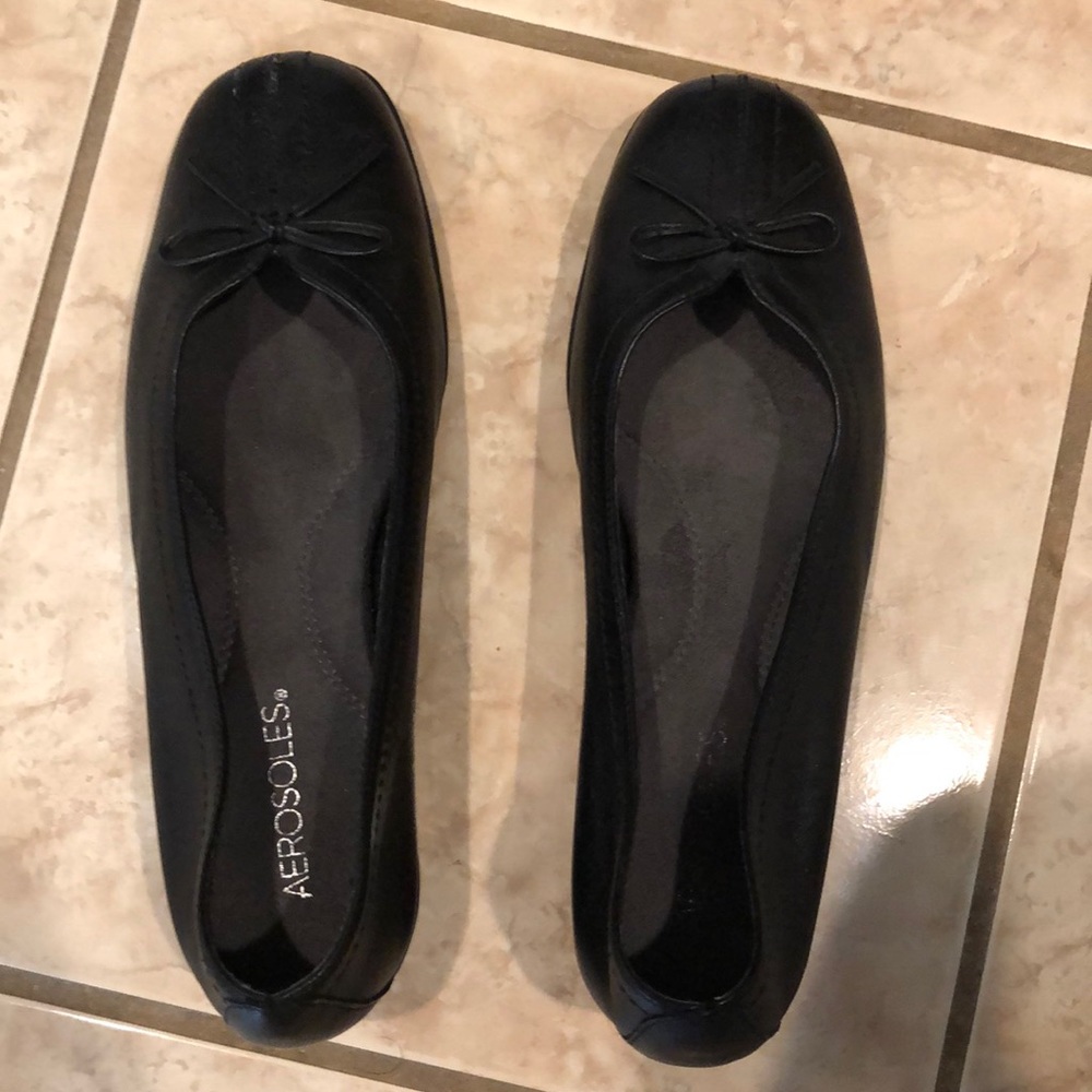 Black aerosoles wedge ballet shoes